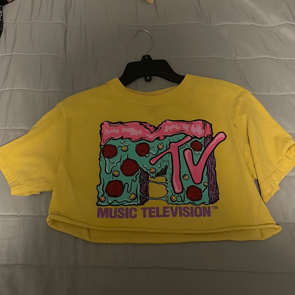 cool pizza styled MTV crop top